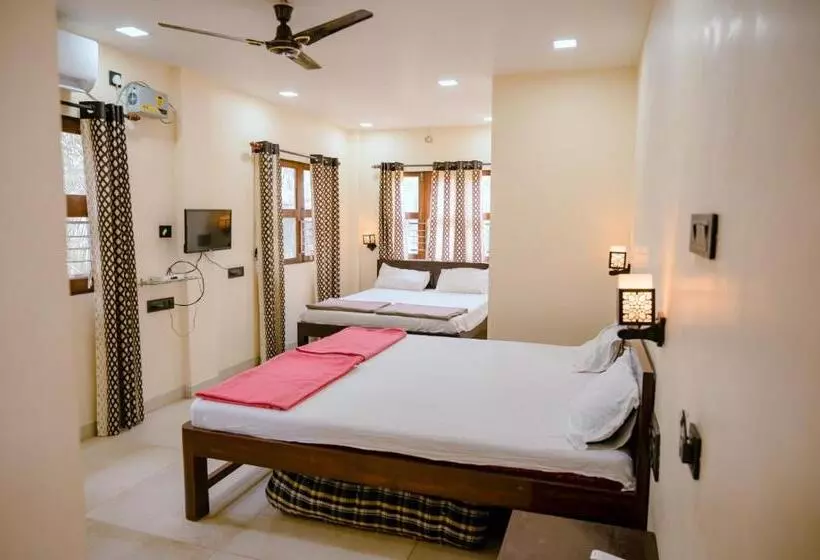 Hotelli Flamingo Resort