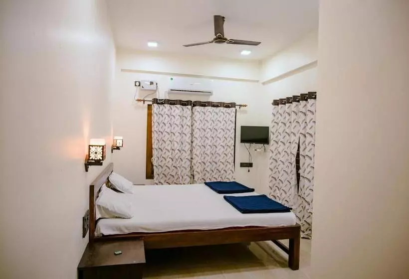 Hotelli Flamingo Resort