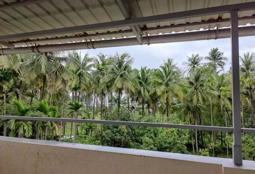 Hotelli Flamingo Resort