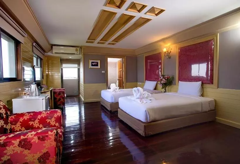 Pearl Resort And Hotel เพิร์ลรีสอร์ทแอนด์โฮเทล
