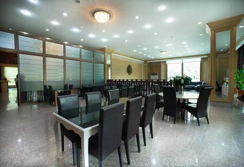 Pearl Resort And Hotel เพิร์ลรีสอร์ทแอนด์โฮเทล