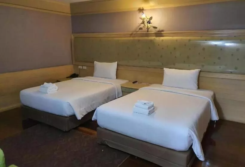 Pearl Resort And Hotel เพิร์ลรีสอร์ทแอนด์โฮเทล
