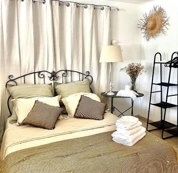 Пансион La Bastide De Basson   Luxe Sur Correns