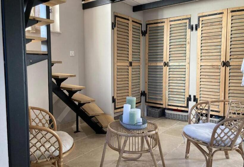 Пансион La Bastide De Basson   Luxe Sur Correns