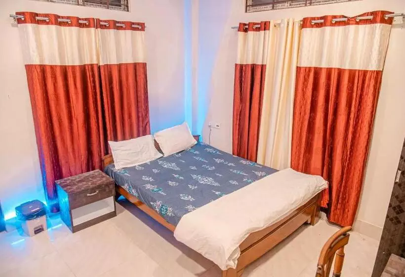 ペンション Bornil Guest House