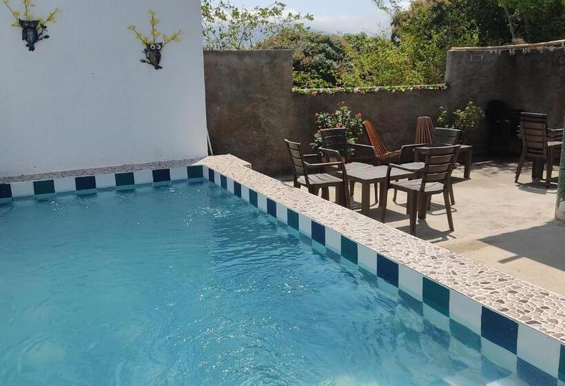 펜션 Casa Gloria Hostal