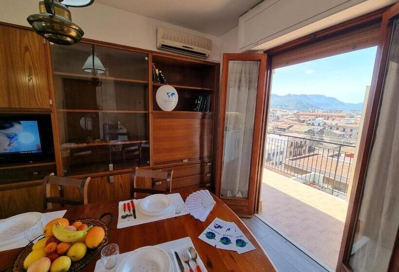 پانسیون Palermo Panorama By Holiday World