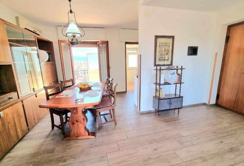 پانسیون Palermo Panorama By Holiday World