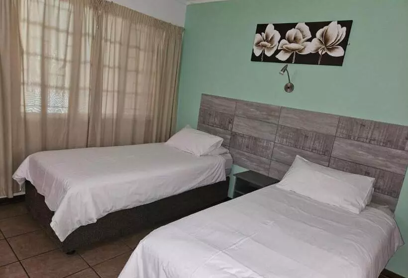 Majatalo Rustenburg Palm Lodge