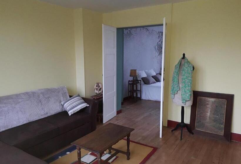 تختخواب و صبحانه Chambre D Hôtes Suite Aux Glycines