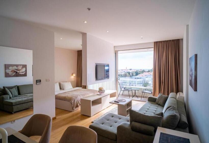 هتل Budva Center Suite