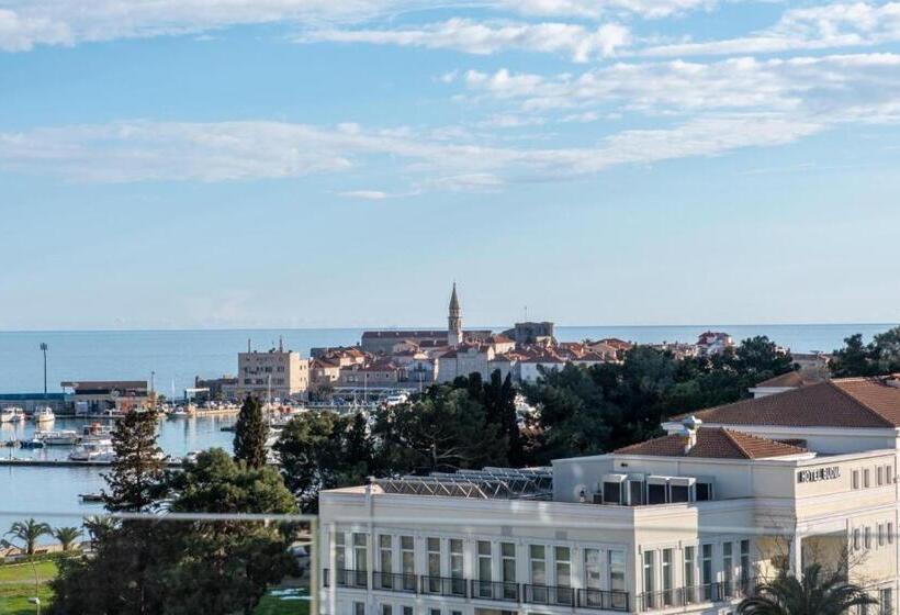 هتل Budva Center Suite