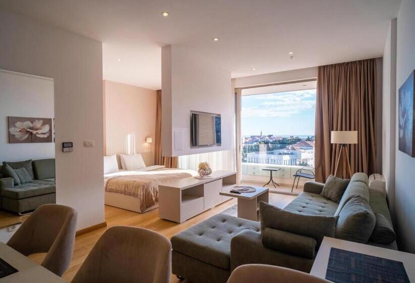 هتل Budva Center Suite