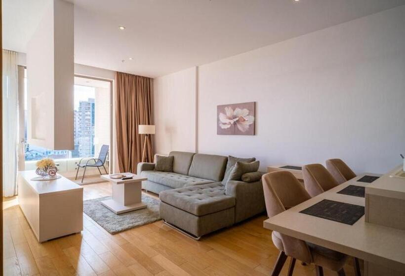 هتل Budva Center Suite