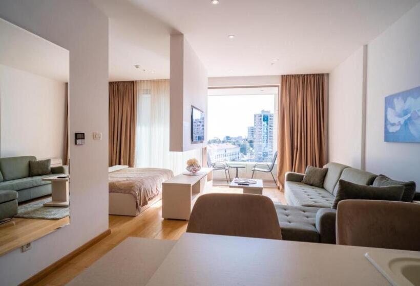 هتل Budva Center Suite