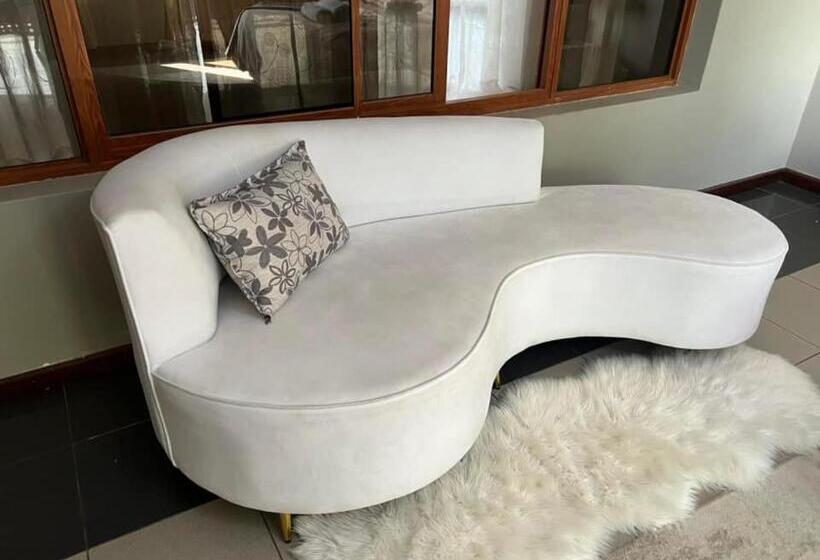 Hotel Casa Azul Accommodation