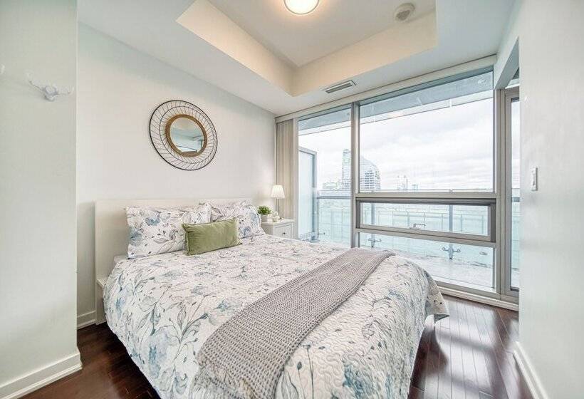 Hotel Gsuite Express Downtown Toronto