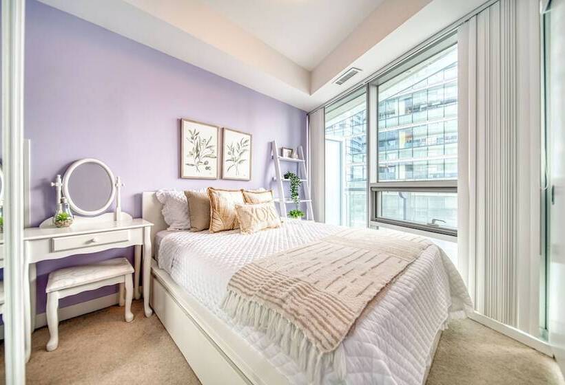 Hotel Gsuite Express Downtown Toronto