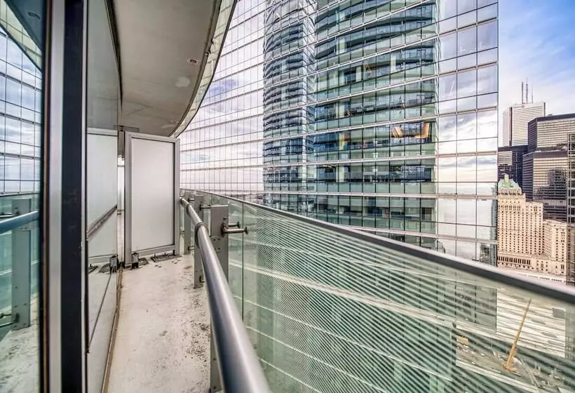 ホテル Gsuite Express Downtown Toronto