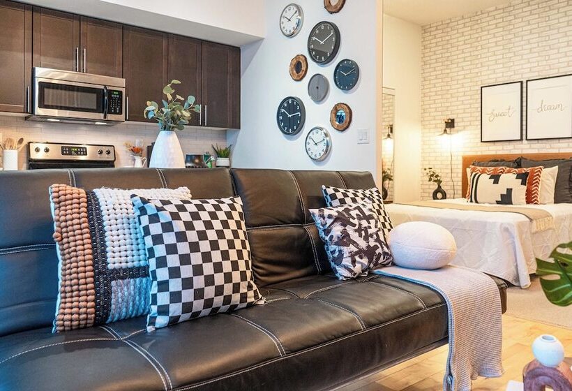 Hotel Gsuite Express Downtown Toronto