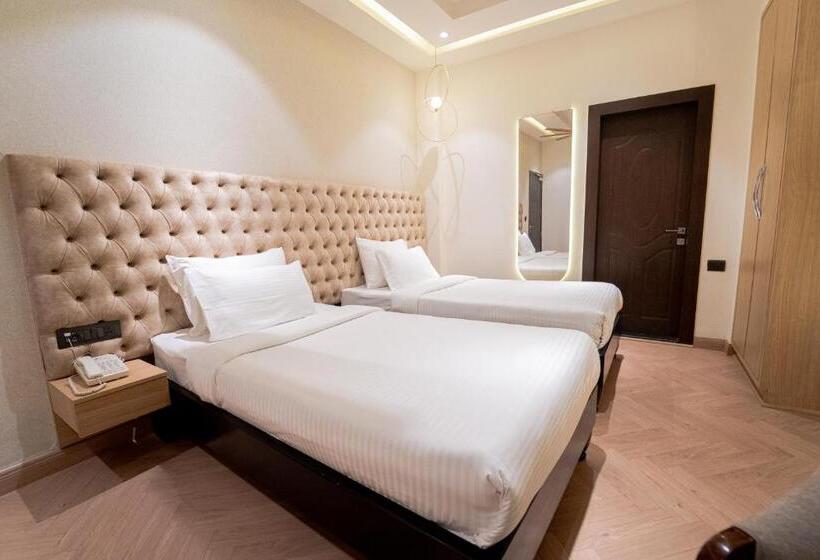 Hotel Pink Mango A Boutique