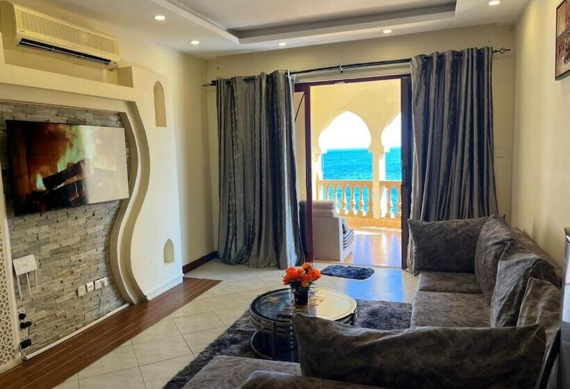 Hotel The Penthouse Beachfront