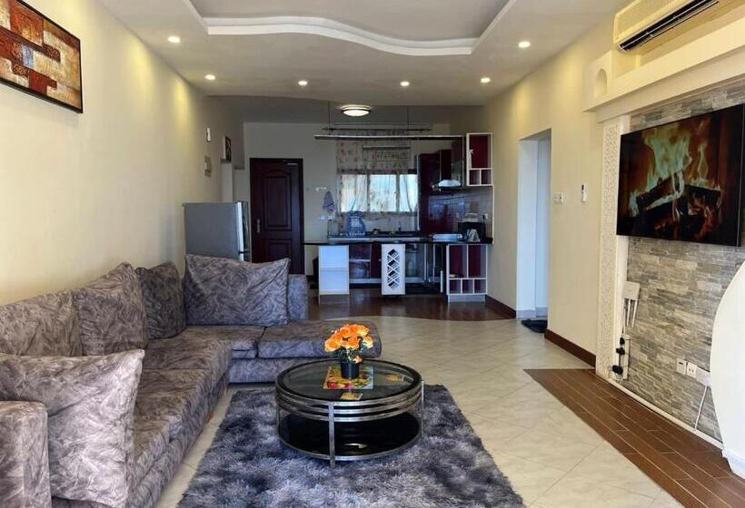 Hotel The Penthouse Beachfront