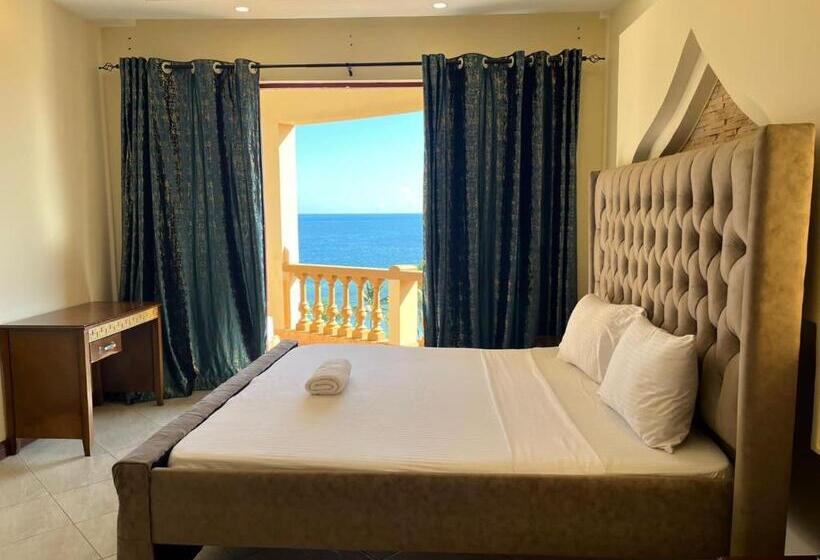 Hotel The Penthouse Beachfront