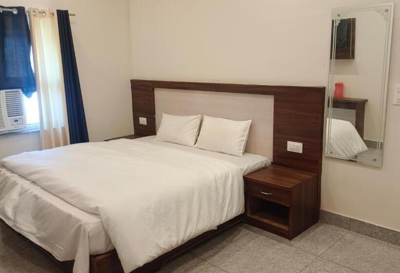 Hotel The Sasvat Asraya