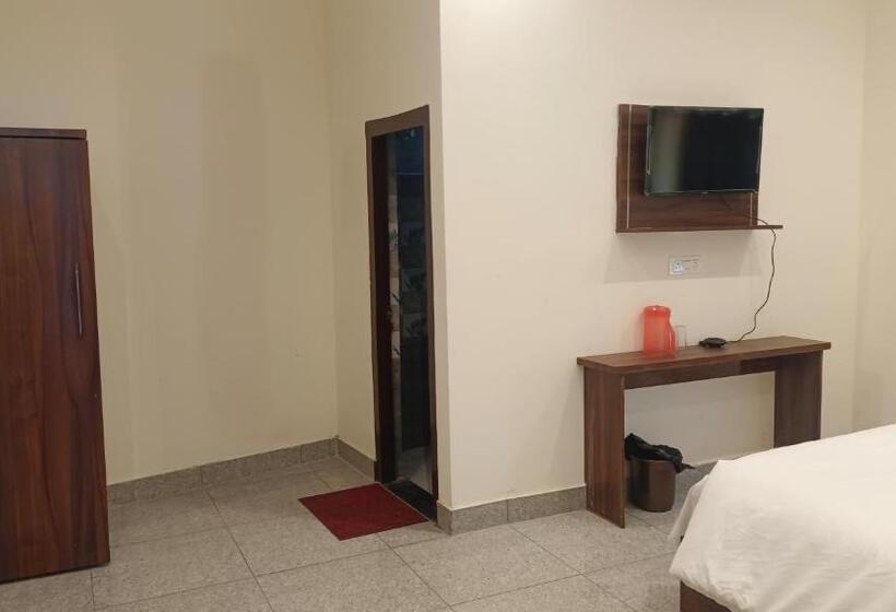 Hotel The Sasvat Asraya