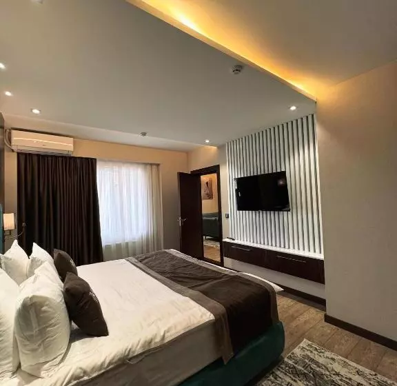 هتل Ziyorat Luxury