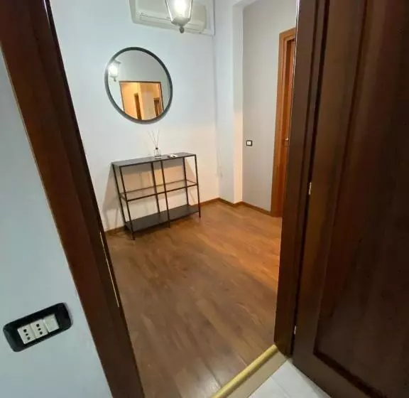پانسیون Aurora Rooms
