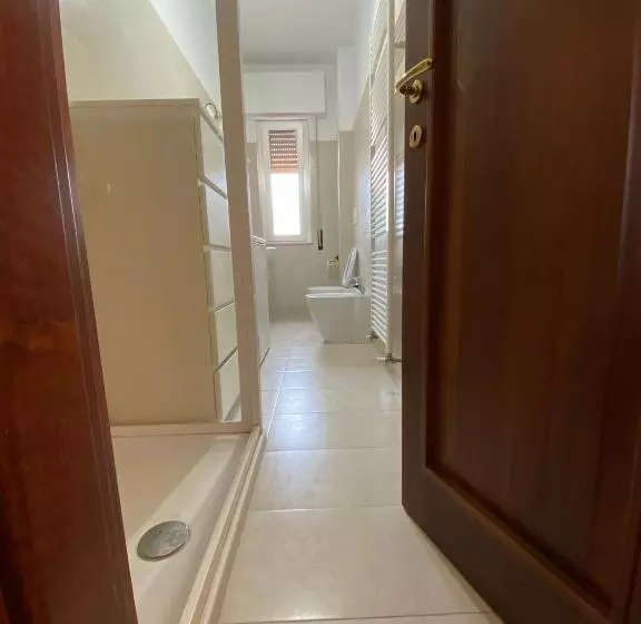 پانسیون Aurora Rooms