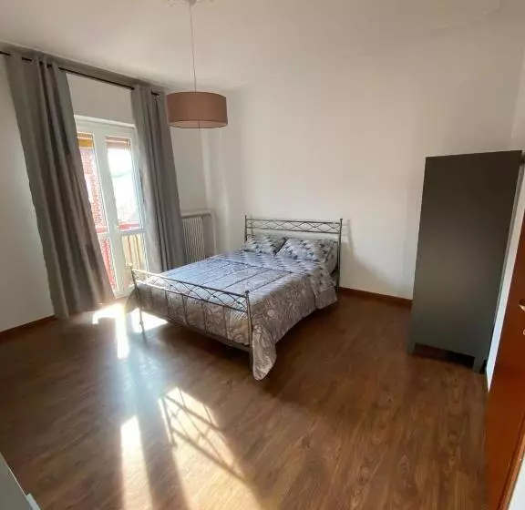 پانسیون Aurora Rooms