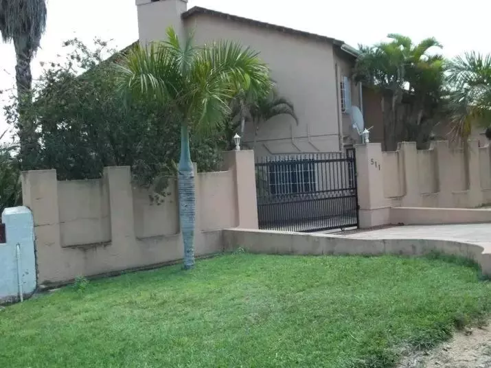 پانسیون Coates Valley Palm Tree Guesthouse