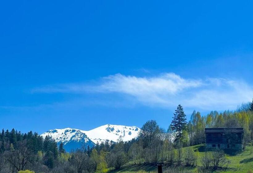 پانسیون Hilltop House