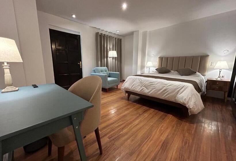 הוסטל Habitaciones La Casona