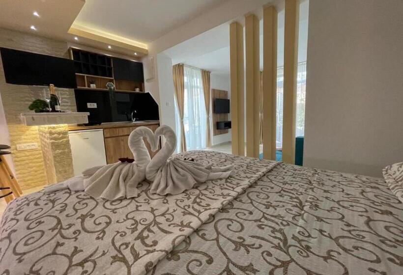 Apartments Pericic Lux