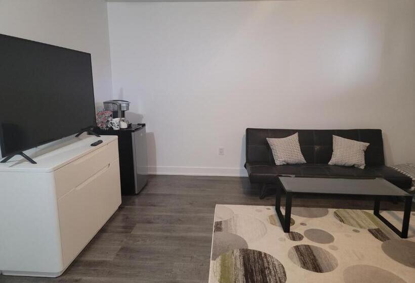 تختخواب و صبحانه Confort