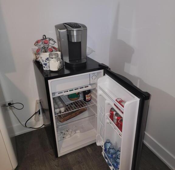 تختخواب و صبحانه Confort