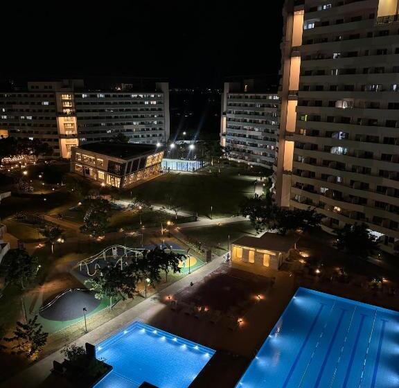 Cozy Cabin Hideout Qc