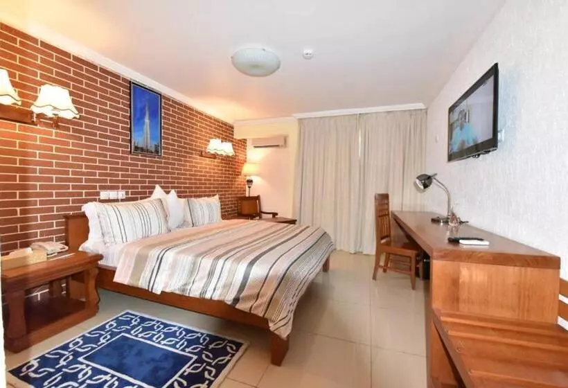 هتل Grand Hôtel Aéroport, Douala