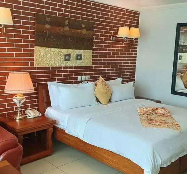 هتل Grand Hôtel Aéroport, Douala