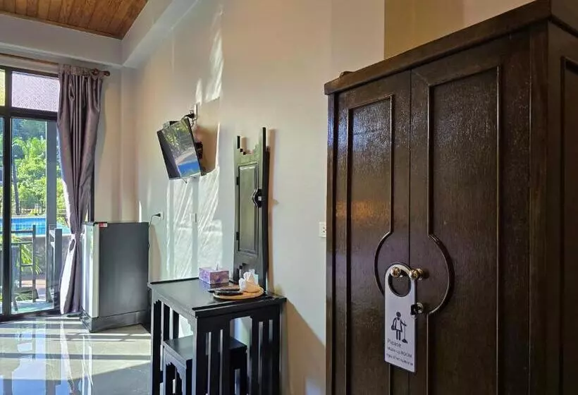 ホテル Baan Koh Kwang Pool Villa Krabi