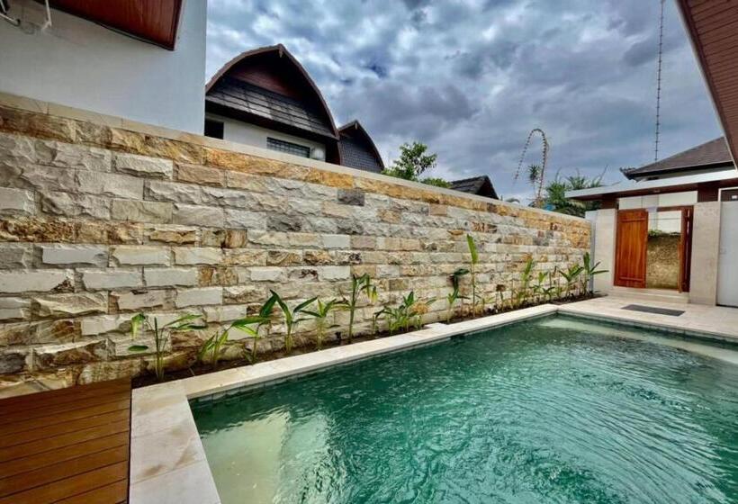 Отель Belvilla Pantai Senja Resort Central Ubud