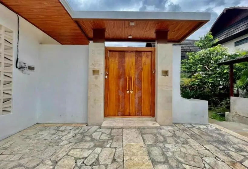 ホテル Belvilla Pantai Senja Resort Central Ubud