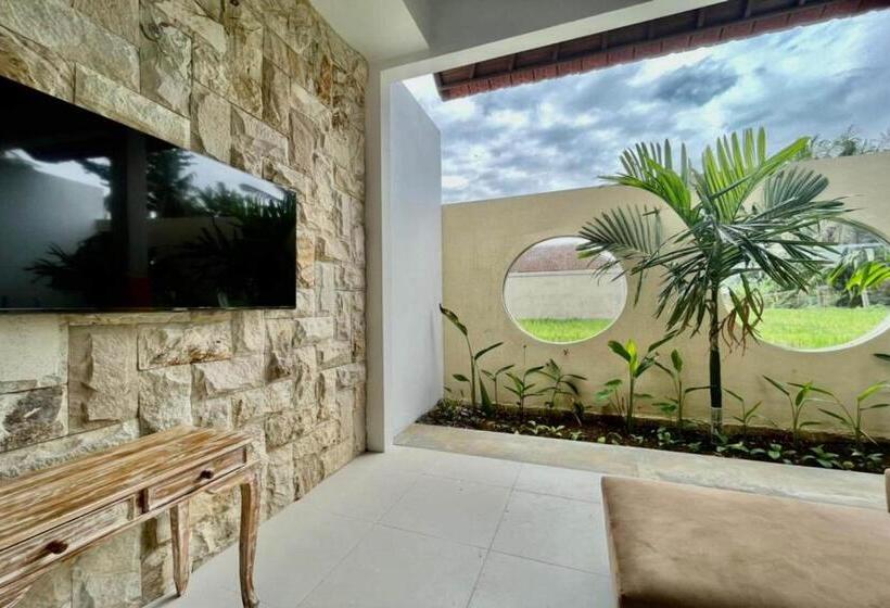 Отель Belvilla Pantai Senja Resort Central Ubud