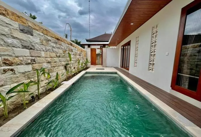ホテル Belvilla Pantai Senja Resort Central Ubud