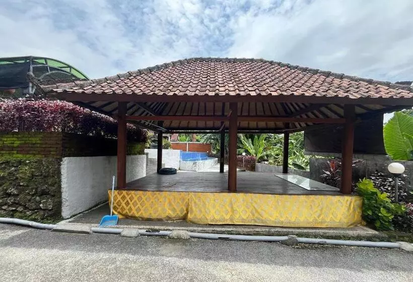 ホテル Belvilla Darshana Bali Zoo