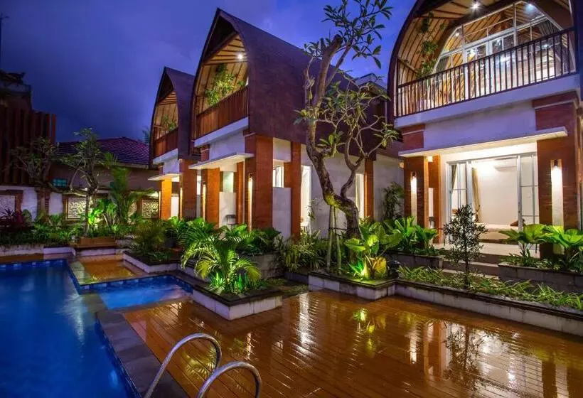 ホテル Griya D Carik